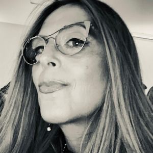 Meet your Posher, Pnina